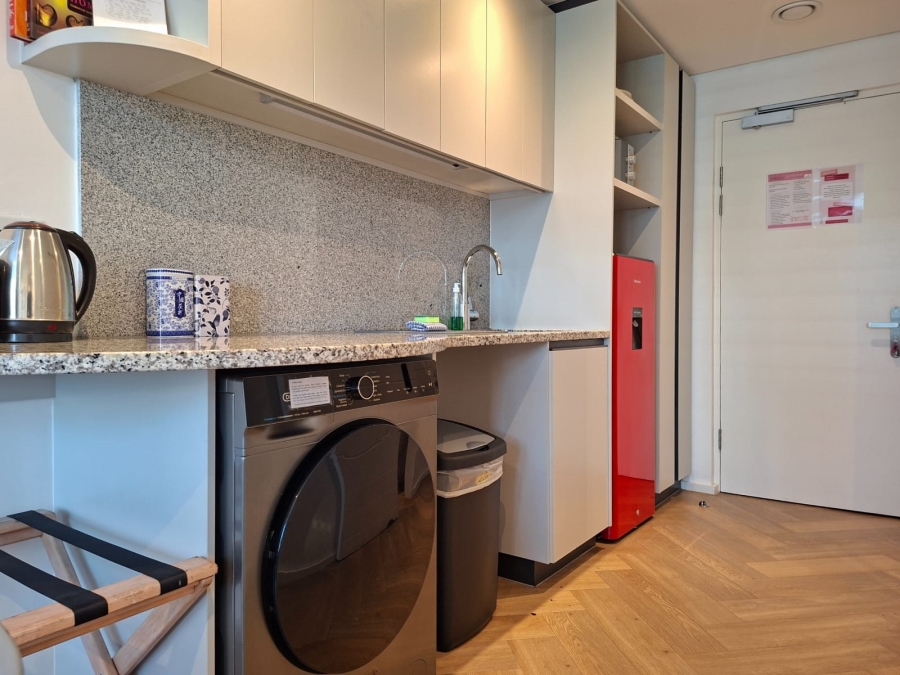 2 Bedroom Property for Sale in Cape Town City Centre Western Cape